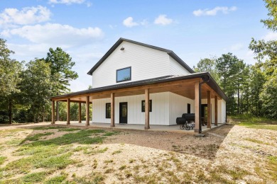 Lake Home For Sale in Mount Ida, Arkansas