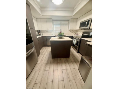 Lake Condo For Sale in Naples, Florida