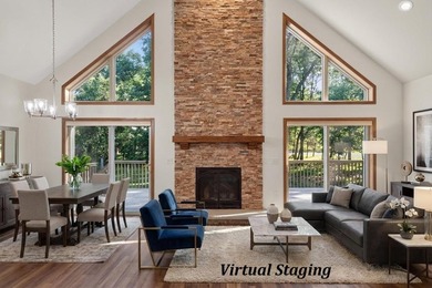 Like new Lake Arrowhead Home! This impeccable cape cod style - photo 4
