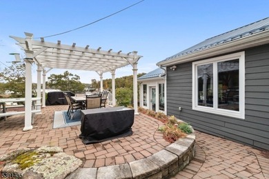 Step into your own slice of paradise on Lake Hopatcong! This - photo 25