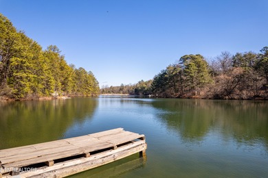 Lake in the Sky Lot Sale Pending in Tallassee Tennessee