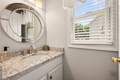 Welcome to this beautifully updated 4 bedroom, 2.5 bath Colonial - photo 19