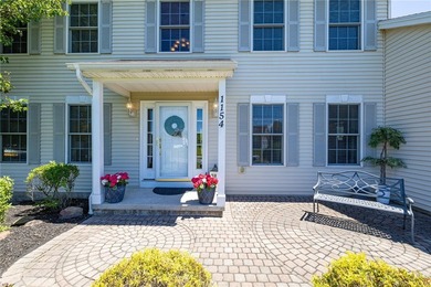 Welcome to this beautifully updated 4 bedroom, 2.5 bath Colonial - photo 20