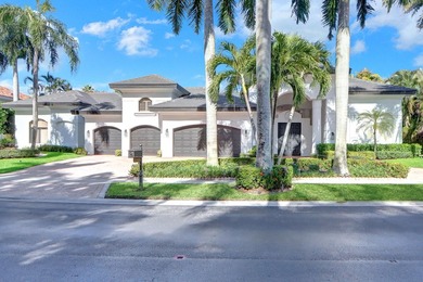 GOLF MEMBERSHIP AVAILABLE! This elegant one-story courtyard - photo 1