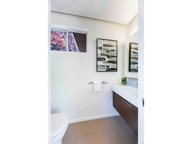 Set in the charming Fairmeadow neighborhood, this beautifully - photo 12