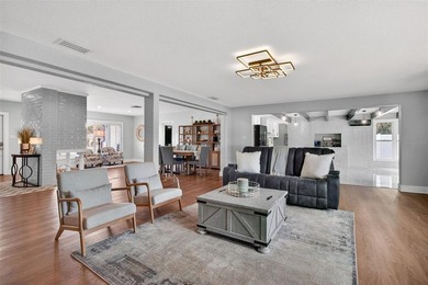One or more photo(s) has been virtually staged. WELCOME HOME!! - photo 15