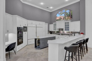GOLF MEMBERSHIP AVAILABLE! This elegant one-story courtyard - photo 10