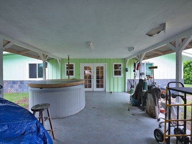 Affordable refurbished 4 bedroom, 2-bath home located at the end - photo 2