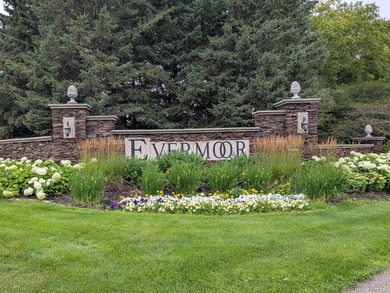 Welcome to this beautifully maintained, move-in ready - photo 26