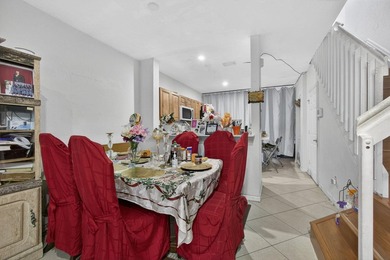 Beautiful 2-story townhome in gated community with resort style - photo 6