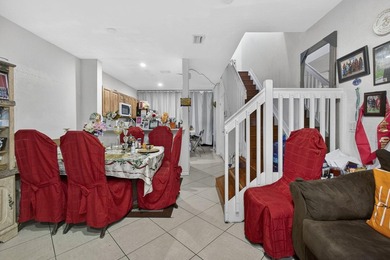 Beautiful 2-story townhome in gated community with resort style - photo 7