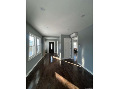 This amazing fully renovated house has on the 1st fl: 4 bedroom - photo 15