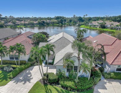 (private lake, pond, creek) Home For Sale in Palm Beach Gardens Florida