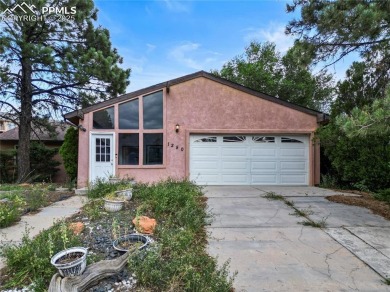 Quail Lake Home For Sale in Colorado Springs Colorado