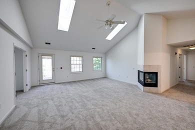 Sophisticated design and effortless living come together in this - photo 8