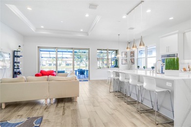Luxurious Contemporary Home in an Exclusive Gated Community - - photo 12