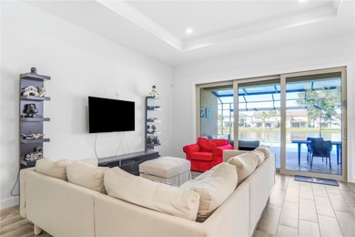 Luxurious Contemporary Home in an Exclusive Gated Community - - photo 13