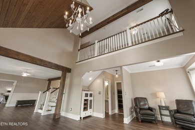 Motivated sellers welcome you to this beautiful lake view home - photo 14