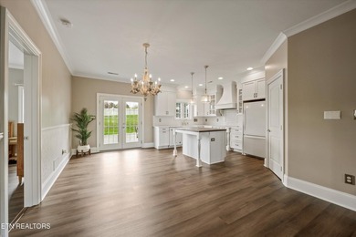 Motivated sellers welcome you to this beautiful lake view home - photo 19
