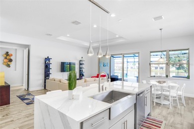 Luxurious Contemporary Home in an Exclusive Gated Community - - photo 21