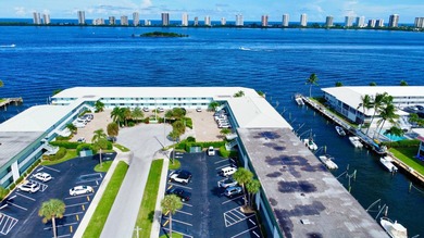 Waterfront Condo - A Boater's Dream! Welcome to this beautifully - photo 28