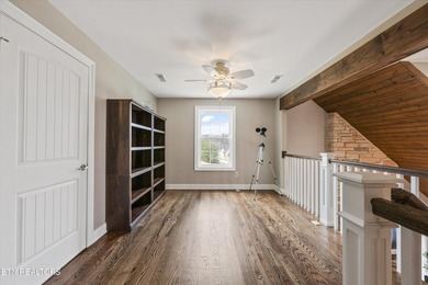 Motivated sellers welcome you to this beautiful lake view home - photo 30