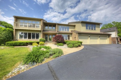 Lake Home For Sale in Clarkston, Michigan