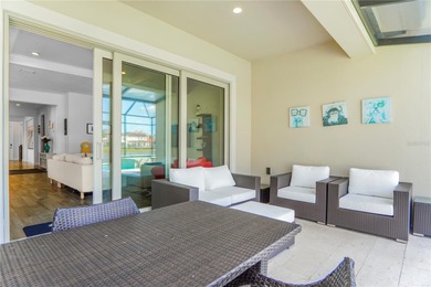 Luxurious Contemporary Home in an Exclusive Gated Community - - photo 33