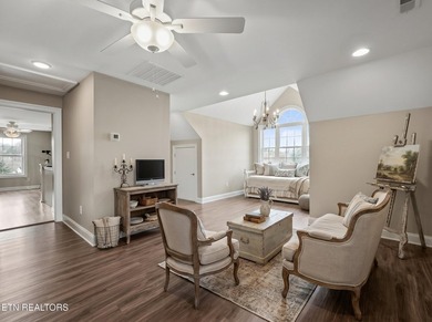 Motivated sellers welcome you to this beautiful lake view home - photo 37