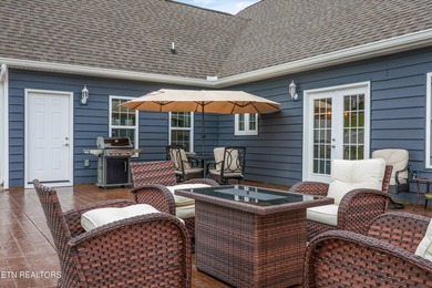 Motivated sellers welcome you to this beautiful lake view home - photo 40