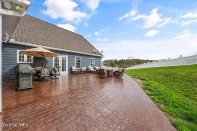 Motivated sellers welcome you to this beautiful lake view home - photo 41