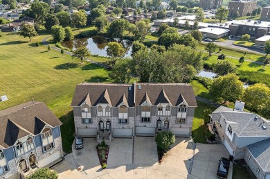 Lake Townhome/Townhouse Sale Pending in Tinley Park, Illinois