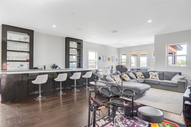 Luxurious Contemporary Home in an Exclusive Gated Community - - photo 42