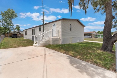 Lake Effie Home For Sale in Lake Wales Florida