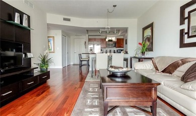 Beautifully furnished 1-bedroom, 1-bath condo located in the - photo 2