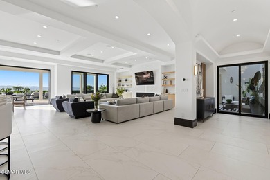 THE premier trophy estate with a prime location in the ultra - photo 14