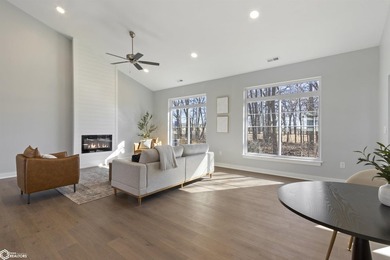 Welcome to Your Dream Home! Discover effortless luxury in this - photo 7