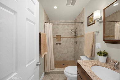 Welcome home to this charming 3-bedroom, 2-bath Artcraft Manor - photo 27