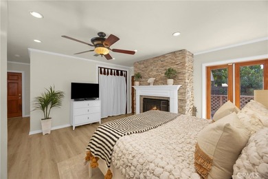 Welcome home to this charming 3-bedroom, 2-bath Artcraft Manor - photo 29
