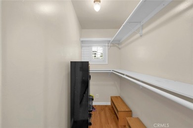 Welcome home to this charming 3-bedroom, 2-bath Artcraft Manor - photo 32