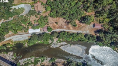 This beautiful log home features soaring ceilings and large - photo 33