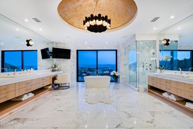 THE premier trophy estate with a prime location in the ultra - photo 34
