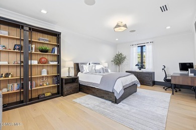 THE premier trophy estate with a prime location in the ultra - photo 41