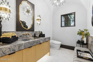 THE premier trophy estate with a prime location in the ultra - photo 44