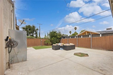 Welcome home to this charming 3-bedroom, 2-bath Artcraft Manor - photo 45