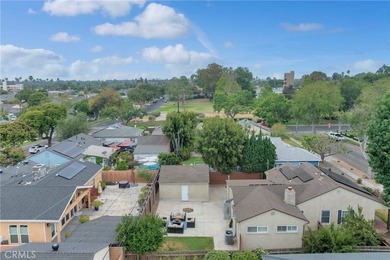 Welcome home to this charming 3-bedroom, 2-bath Artcraft Manor - photo 50