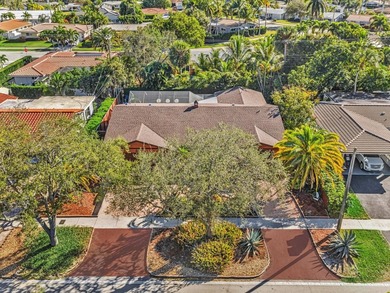Spacious Imperial Point pool home offering 4+ bedrooms, flexible - photo 1