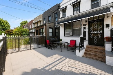 JUST LISTED! Spacious 5 Bedroom, 2 Full Bath Home in - photo 2