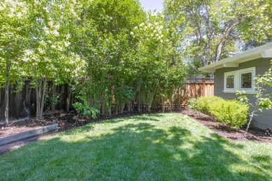 Set on a cul-de-sac in Midtown, this inviting home blends - photo 20