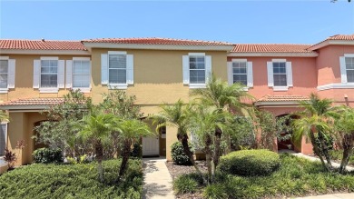 Lake Townhome/Townhouse For Sale in Kissimmee, Florida